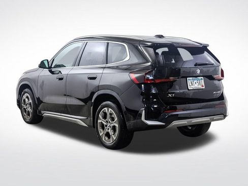 Used 2023 BMW X1 xDrive28i w/ Convenience Package AWD/4WD image 3