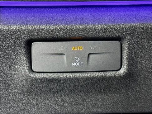 New 2026 Volkswagen Tiguan SE AWD/4WD image 10