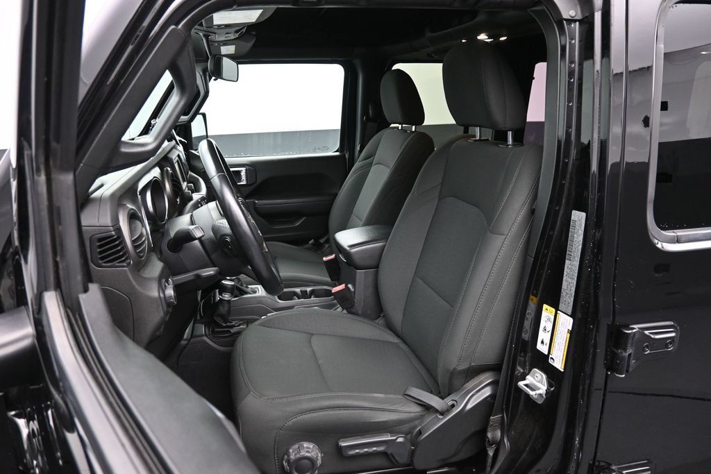 Used 2020 Jeep Wrangler Unlimited Sport S AWD/4WD image 19