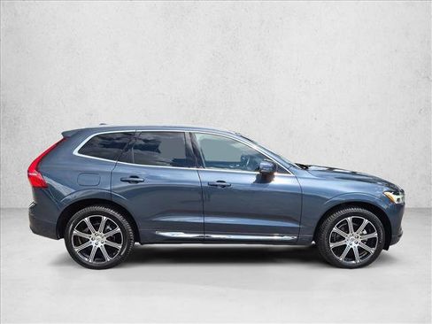 Used 2021 Volvo XC60 T5 Inscription FWD image 4