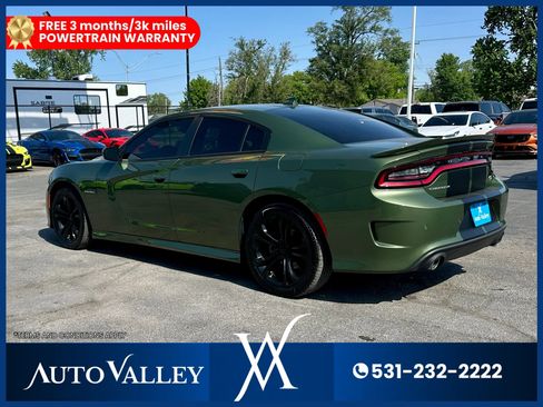 Used 2022 Dodge Charger R/T w/ Cold Weather Package RWD image 5