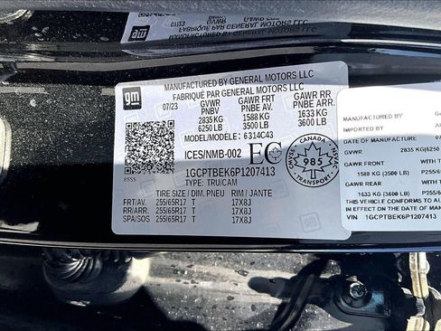 Used 2023 Chevrolet Colorado W/T w/ LPO, Pro Essentials Package image 4