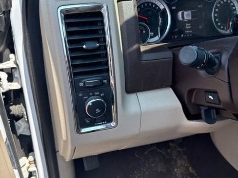 Used 2016 RAM 1500 Laramie w/ Convenience Group RWD image 8
