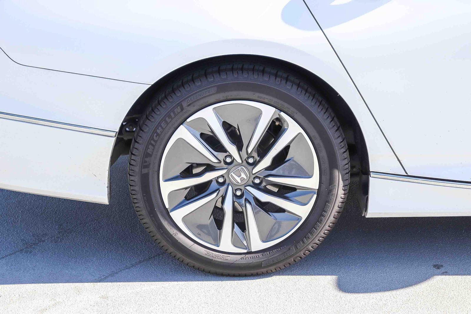 Used 2020 Honda Accord EX-L image 9