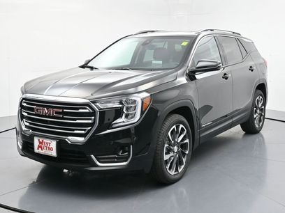 Used 2022 GMC Terrain SLT w/ Infotainment Package II