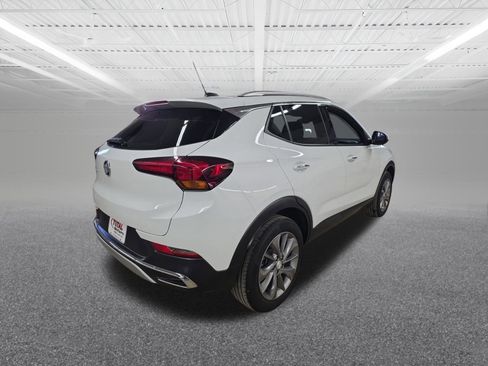 Used 2023 Buick Encore GX Essence w/ Experience Buick Package image 6