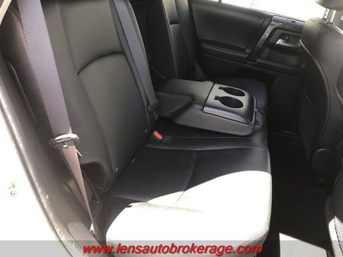 Used 2015 Toyota 4Runner TRD Pro AWD/4WD image 23