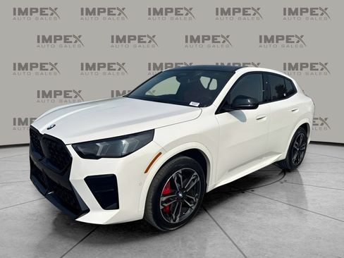 Used 2025 BMW X2 xDrive28i w/ M Sport Package AWD/4WD image 1