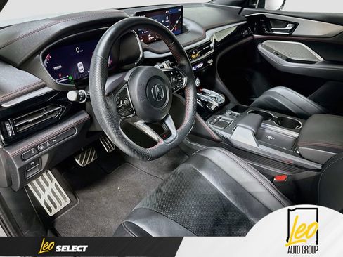 Used 2022 Acura MDX A-Spec AWD/4WD image 11