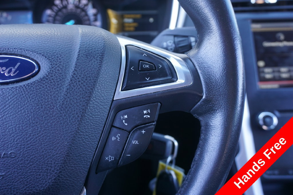 Used 2014 Ford Fusion SE FWD image 4