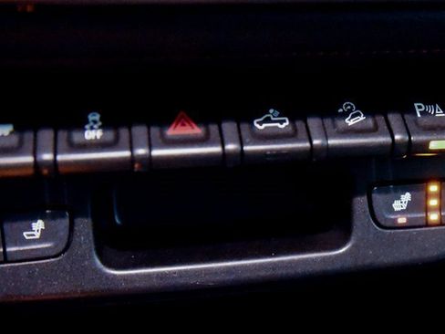 Used 2019 GMC Canyon All Terrain w/ Trailering Package image 24