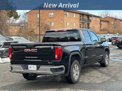 Used 2025 GMC Sierra 1500 SLT image 3