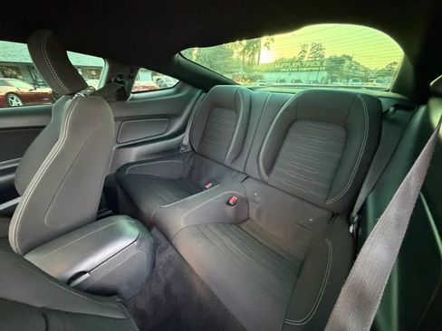 Used 2017 Ford Mustang GT RWD image 23