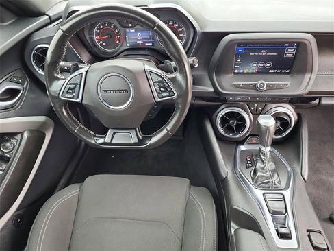 Certified 2023 Chevrolet Camaro LT image 15