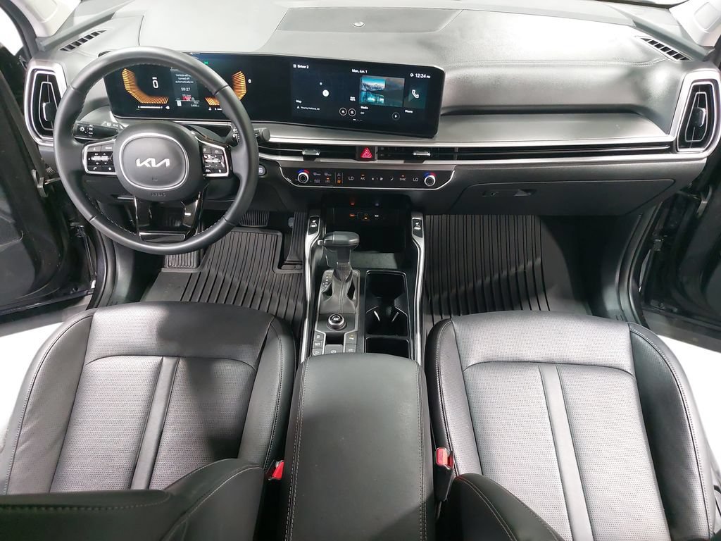 Used 2025 Kia Sorento S w/ Panoramic Sunroof Package FWD image 24