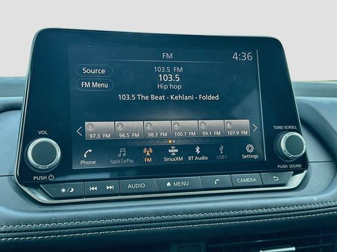 Used 2024 Nissan Rogue SV FWD image 14