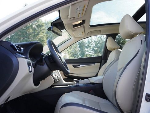 Used 2022 INFINITI QX50 Luxe image 31