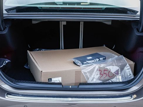 New 2026 Mercedes-Benz E 450 4MATIC Sedan image 27