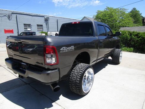 Used 2021 RAM 2500 Big Horn w/ Night Edition AWD/4WD image 7