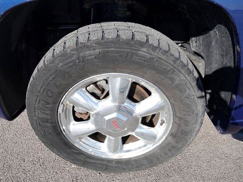 Used 2006 GMC Envoy XL SLE image 37