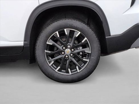 New 2026 Chevrolet Traverse LT w/ Sun and Wheel Package image 10