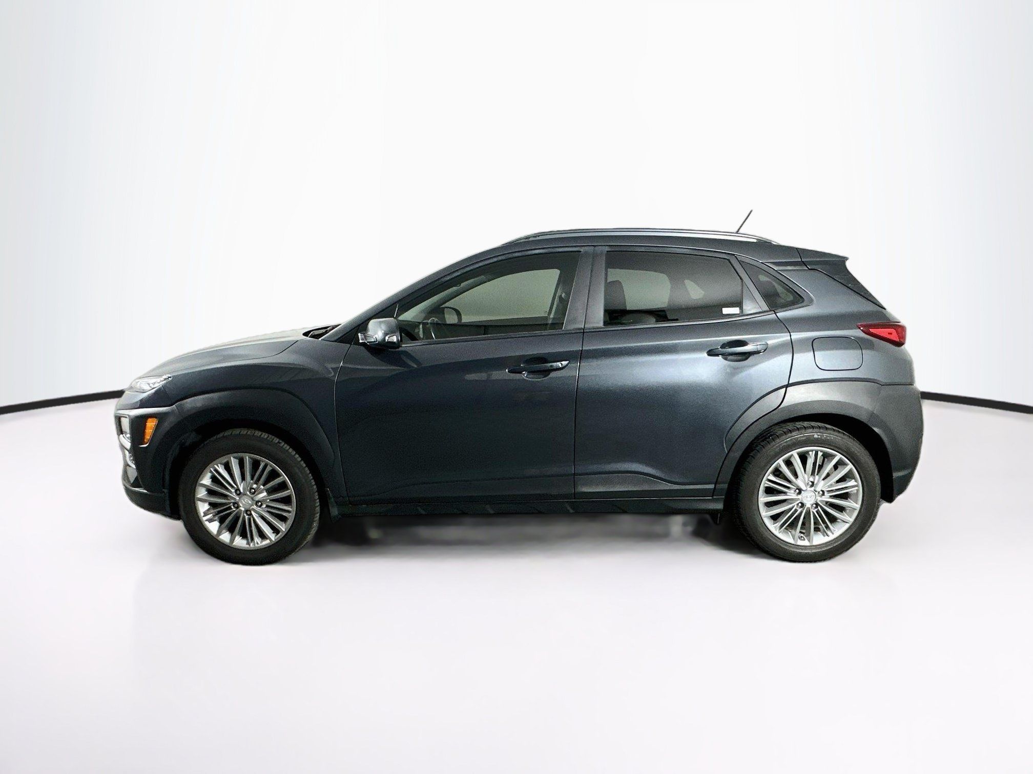Used 2020 Hyundai Kona SEL FWD image 4