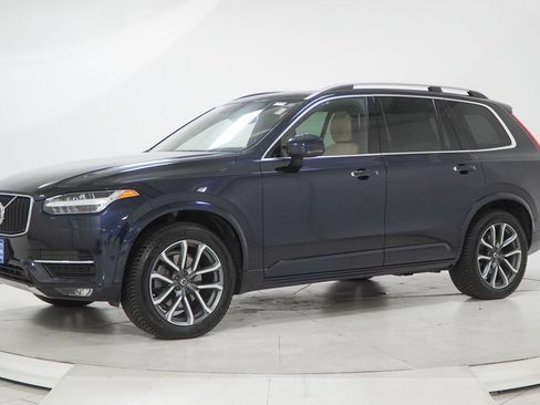 Used 2019 Volvo XC90 T6 Momentum w/ Advanced Package AWD/4WD image 4