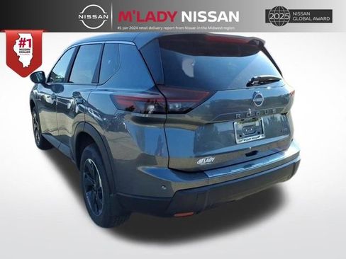 New 2026 Nissan Rogue SV image 5
