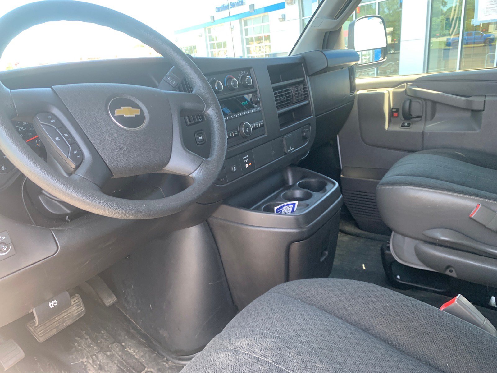 Used 2022 Chevrolet Express 2500 w/ Driver Convenience Package RWD image 7