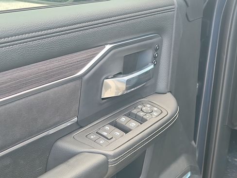 New 2026 RAM 3500 Laramie AWD/4WD image 16