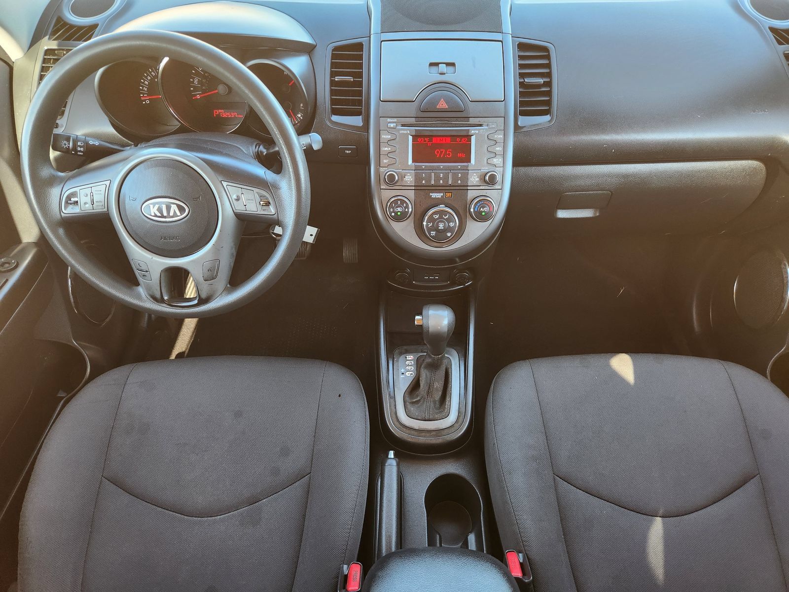 Used 2011 Kia Soul + w/ Audio Pkg FWD image 29