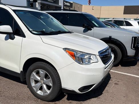 Used 2016 Subaru Forester 2.5i Premium w/ All-Weather Package AWD/4WD image 6