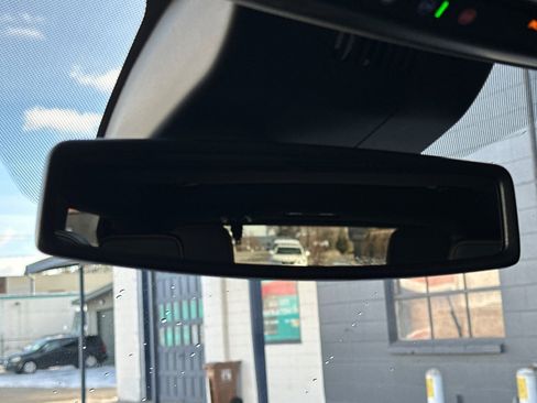 Used 2026 GMC Yukon AT4 image 25