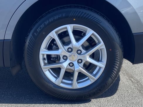Used 2023 Chevrolet Equinox LT image 7