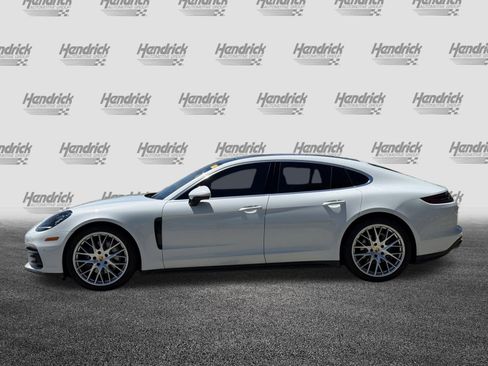 Used 2018 Porsche Panamera image 8