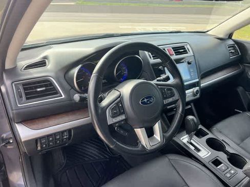 Used 2017 Subaru Outback 2.5i Limited AWD/4WD image 15