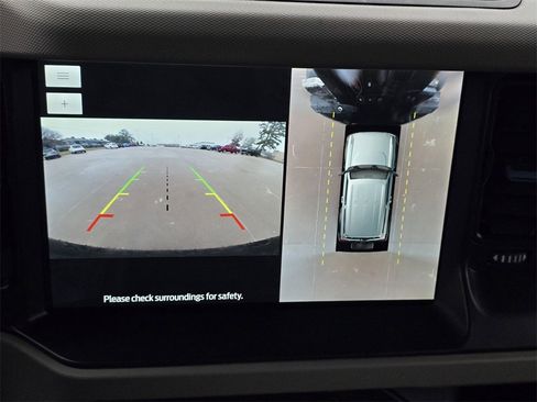 Used 2022 Ford Bronco Wildtrak image 13