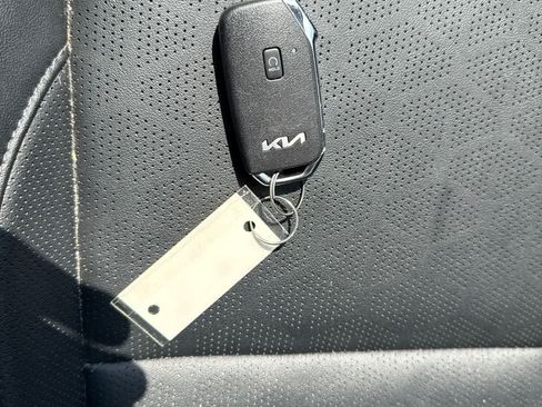 Used 2024 Kia Seltos EX AWD/4WD image 21