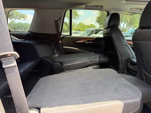 Used 2020 Cadillac Escalade Premium Luxury AWD/4WD image 20