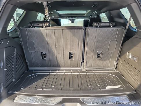 New 2026 GMC Yukon Denali w/ Denali Reserve Package image 19