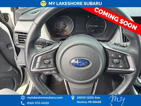 Used 2022 Subaru Outback Premium AWD/4WD image 12