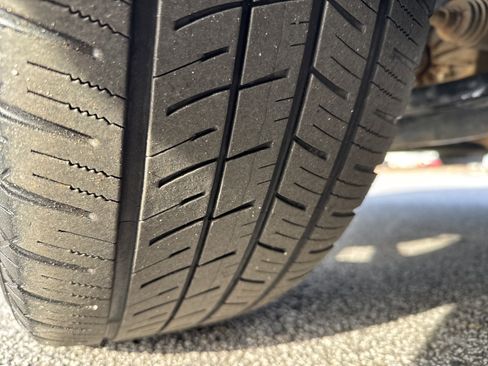 Used 2022 GMC Terrain SLT w/ Infotainment Package II image 12