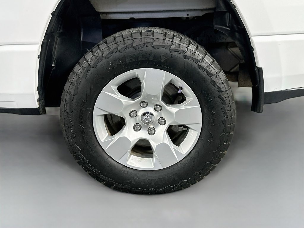 Used 2022 RAM 1500 Big Horn AWD/4WD image 33