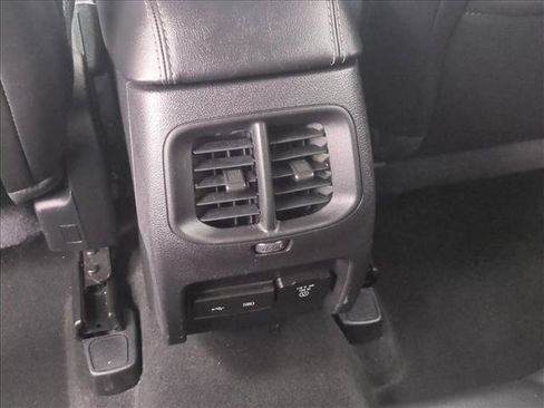 Used 2019 Jeep Cherokee High Altitude AWD/4WD image 20