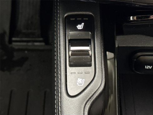 Used 2024 Kia Telluride EX w/ EX Captain's Chair Package AWD/4WD image 8