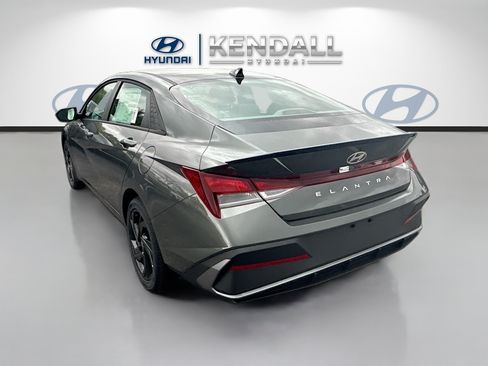 New 2026 Hyundai Elantra Sport FWD image 4