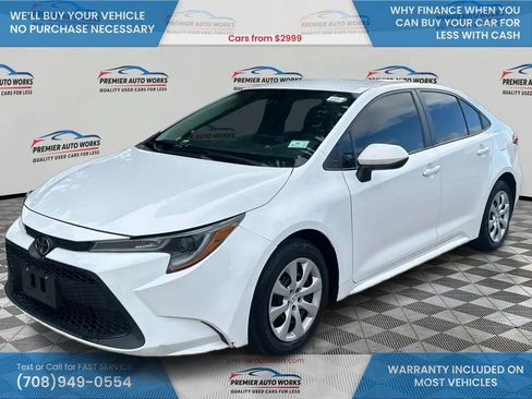 Used 2020 Toyota Corolla LE image 1