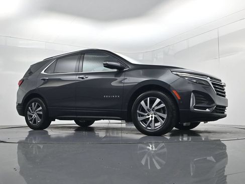 Used 2022 Chevrolet Equinox Premier FWD image 34