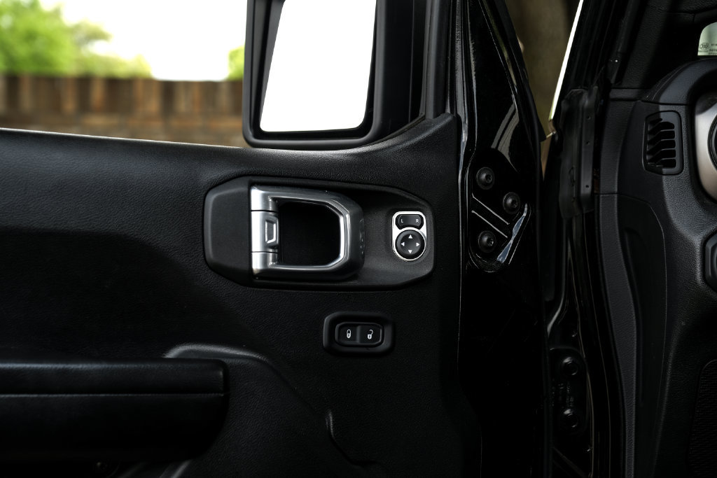 Used 2021 Jeep Wrangler Unlimited Sport AWD/4WD image 54