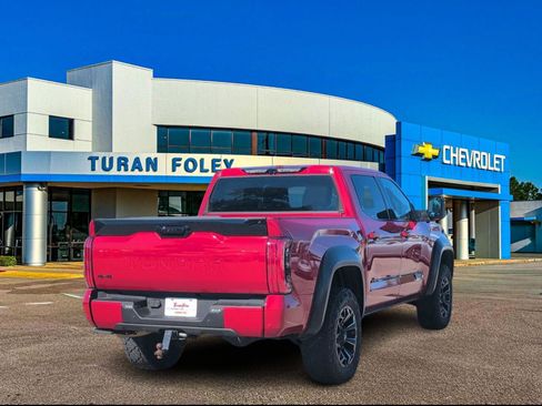 Used 2022 Toyota Tundra Platinum w/ Advanced Package image 5